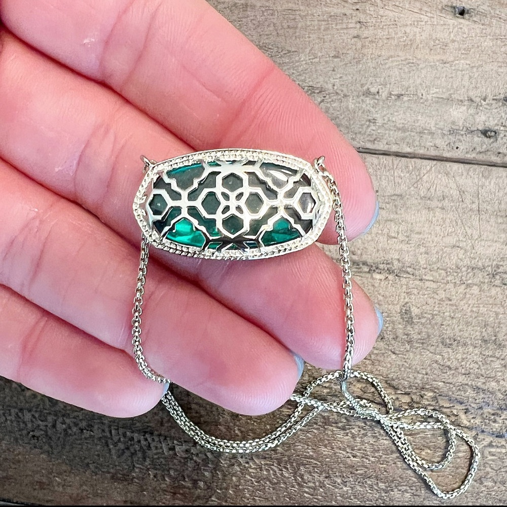 Large Elisa Gold Pendant Necklace (adjustable) in Emerald Cat's Eye